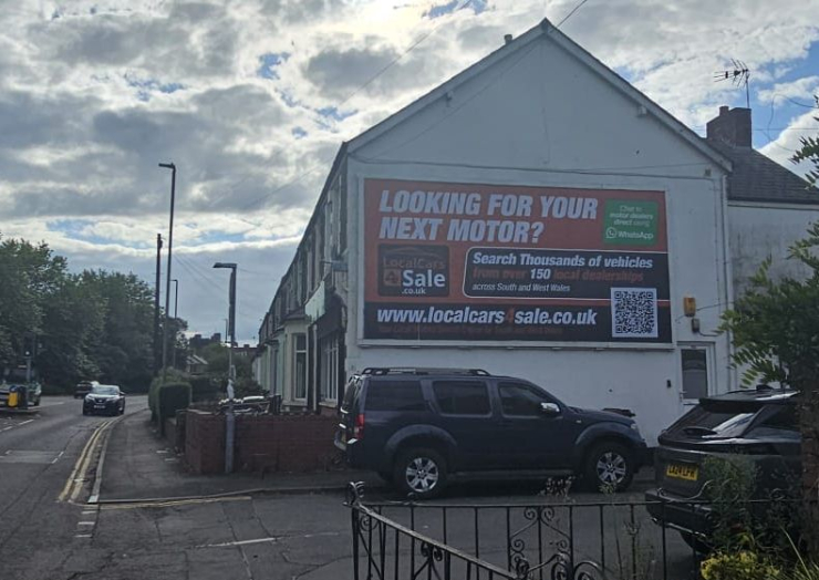 ANOTHER BILLBOARD GOES UP IN CAERPHILLY